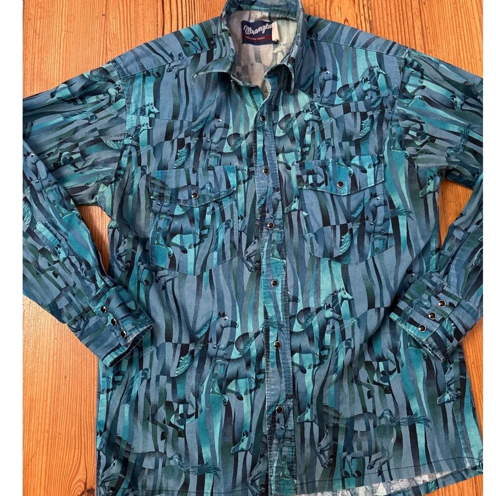 Wrangler Western Shirt Mens Blue Horse Graphic Pearl Snap Vintage Style SIZE M